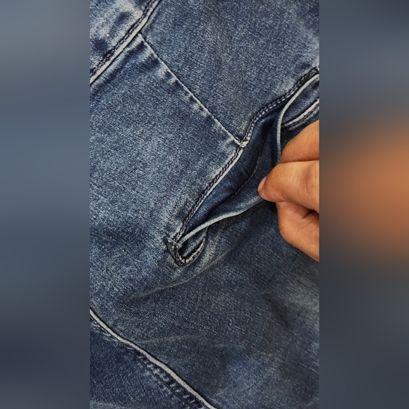 Zoe + Phoebe Slim Boot High Rise Medium Wash Blue Jeans Women's 12 - Picture 8 of 10